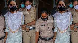 Ananya Panday summoned and in shifted to NCB custody for Drug Case after Aryan Khan! screenshot 5