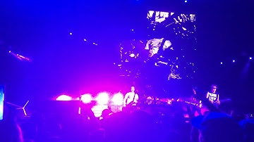 Avenged Sevenfold- Buried Alive Live