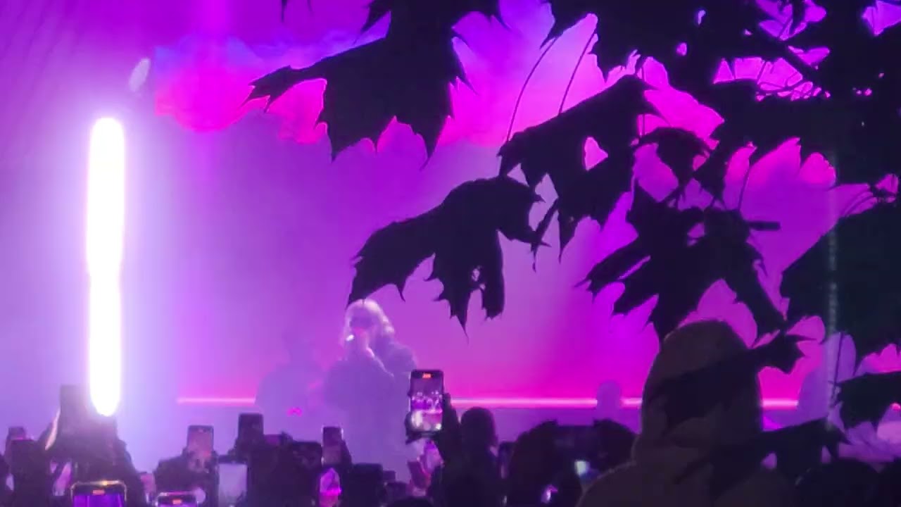 Егор Крид - Rolls Royse (live, Ходынское поле)