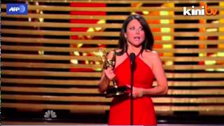 Louis-Dreyfus wins Emmy -- and a 'Breaking Bad' kiss
