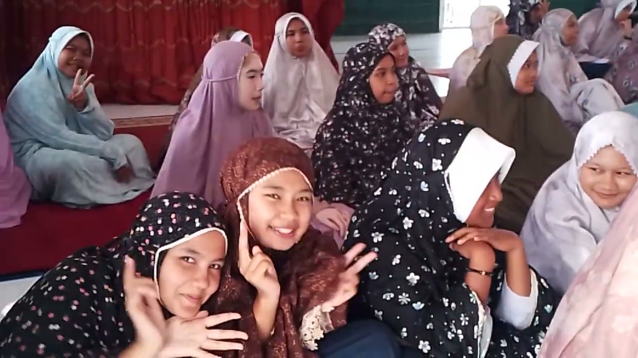 Berbakti kepada orang tua.SMP Muhammadiyah langsa