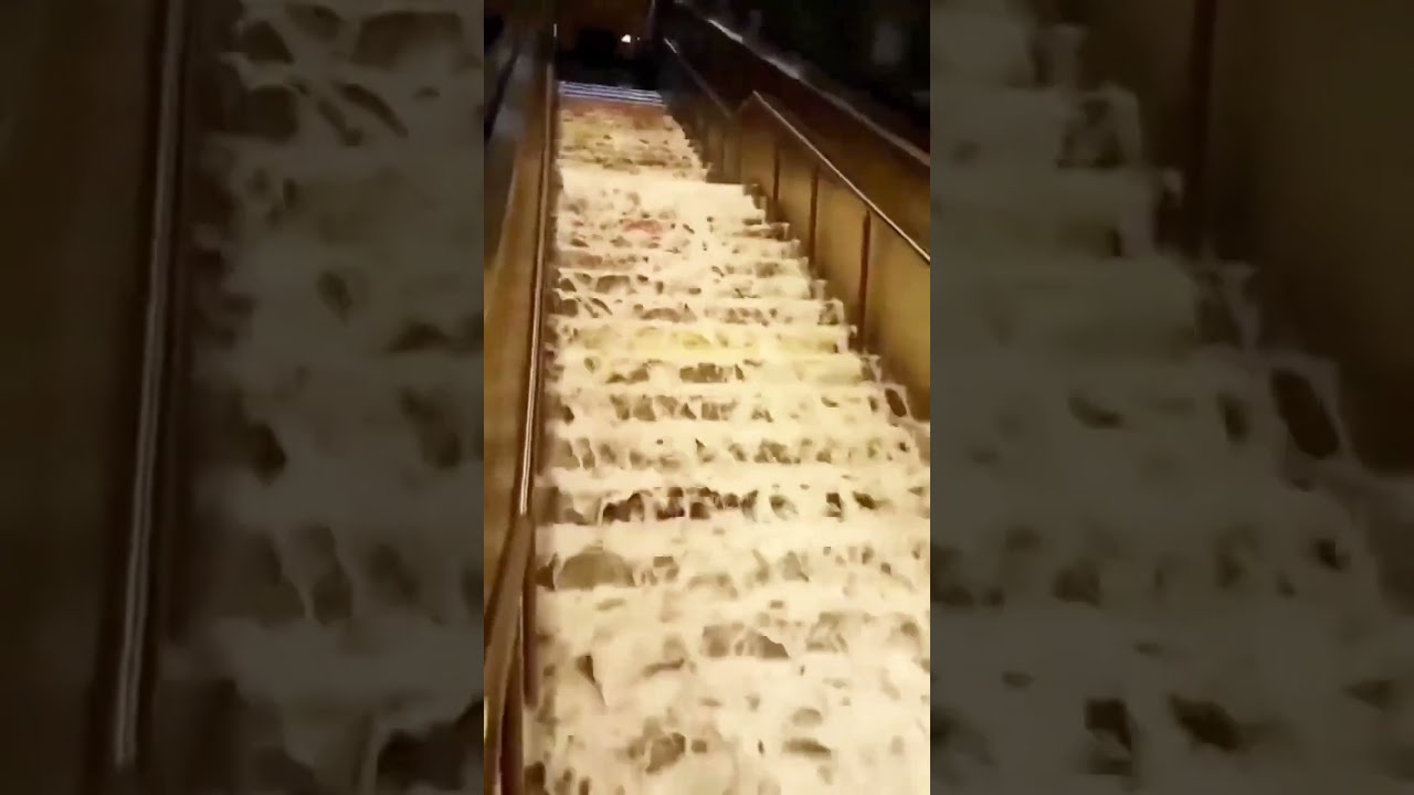 The Smartest Stairs Cleaner 