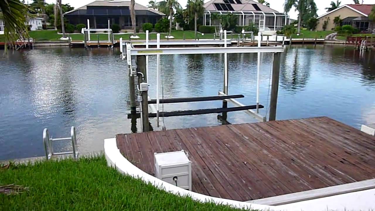 Cape Coral Waterfront Gulf Access 4/ 2 Pool Home 349,900 REMAX