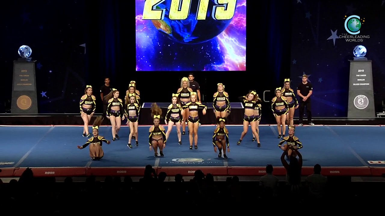 Casablanca Cheer - Cosmic 5 (England) [L5 International Open All Girl ...