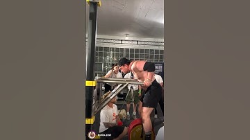 418lbs/190kg weighted dip world record #gym #fitness #dips #streetlifting #strengthtraining #cbum