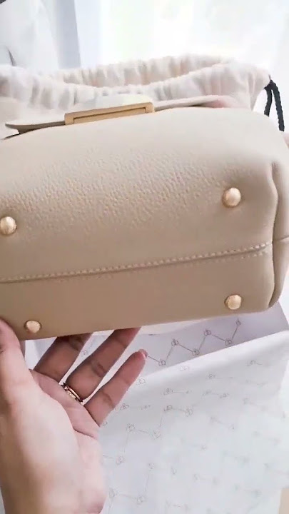 😍😍😍 I fall in love with Polene micro bag. So cute and