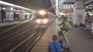 1526次區間快車新左營站開車(京急電鐵彩繪列車)