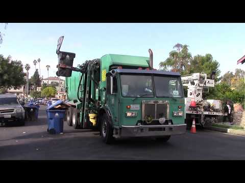 The Return of L.A. Sanitation's 36944!