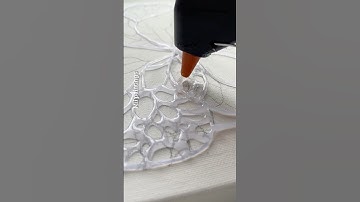 Wow! Fluidart hot glue gun painting