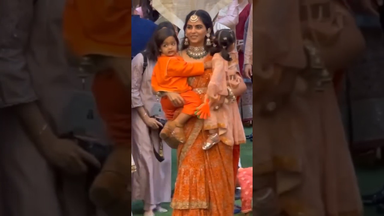 Isha Ambani Along With Her Twin Kids Krishna And Aadiya And  Their Grandfather Mukesh Ambani 