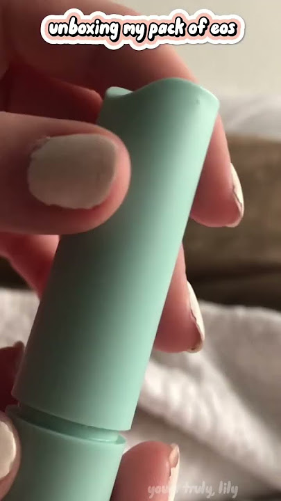 unboxing my pack of eos