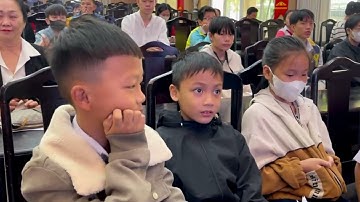 Liên Chiểu trao học bổng cho HSSV khó khăn