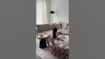 Unique movie night idea 🎞️🍿 date night in 🫶🏻 #movienight #datenightideas #shorts #inflatablepool