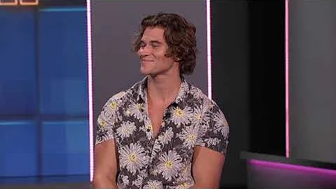 Julie's extended interview with BB23 Travis from I...