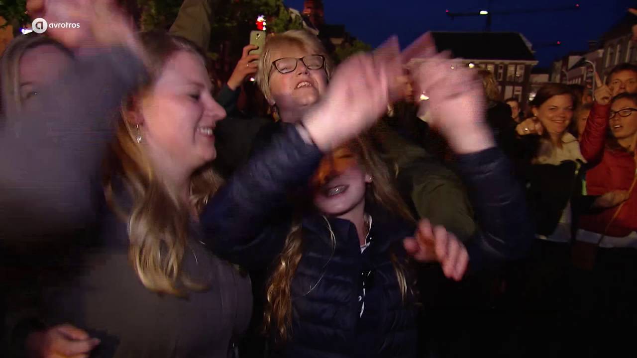 Jan Smit & Kraantje Pappie - Handen omhoog | Sterren Muziekfeest op het Plein