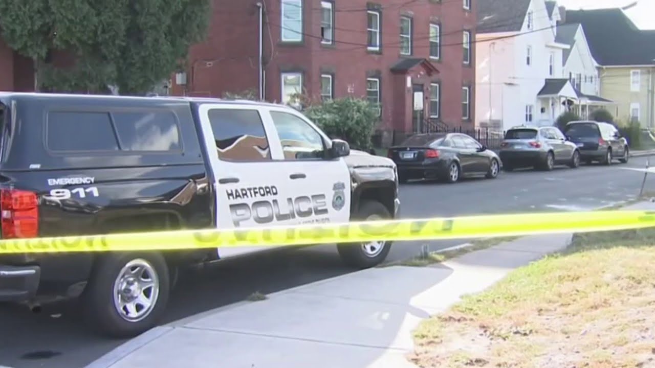 Man shot and killed on Hartford sidewalk
