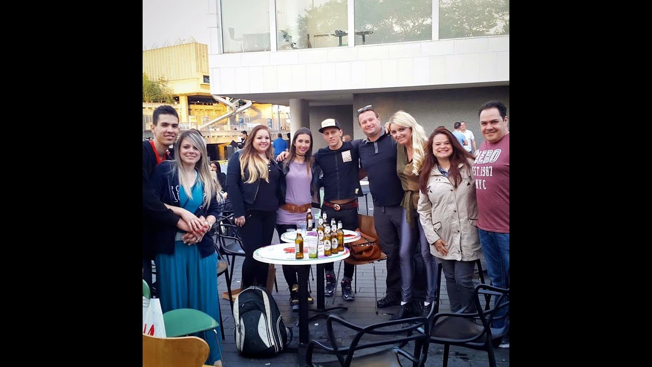 camila coelho википедия Encontro com a Galera em Londres - Youtube !! Ep 207