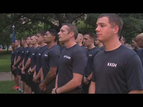 Video: Wie lange dauert die Austin Police Academy?
