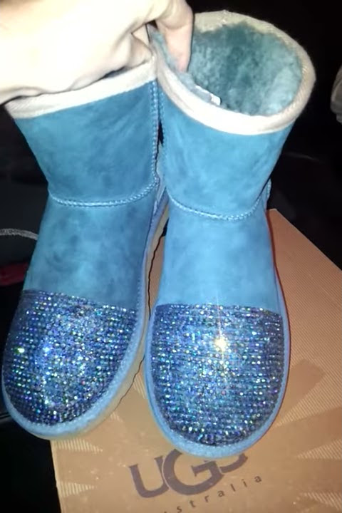 How to Repair UGG Boots With Gorilla Glue - Bellatory