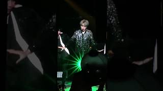 181013 JIMIN PERFORMING SERENDIPITY (+ flashing abs lmaoooo) | LOVE YOURSELF WORLD TOUR IN AMSTERDAM