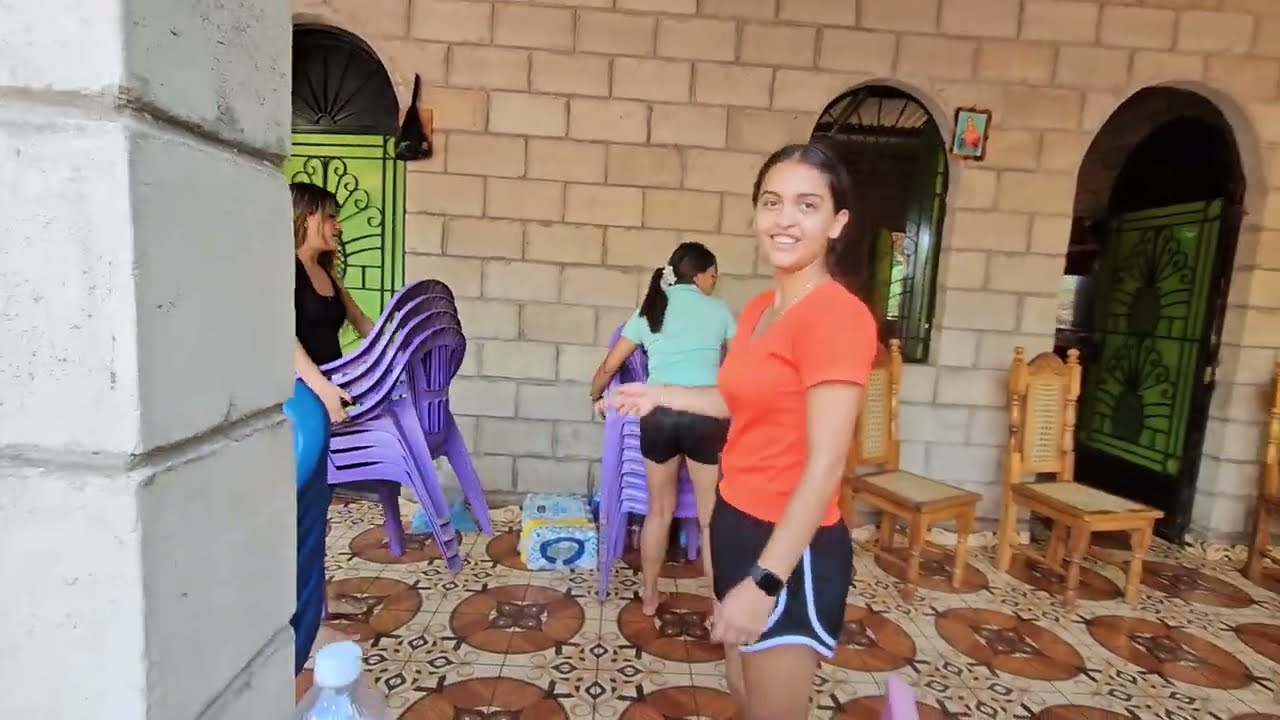 Nos vamos a la casa Erika a ayudarle con los preparativos para su gran fiesta😱😍