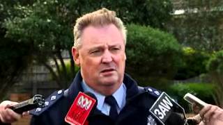 Police hope Melbourne gunman will surrender