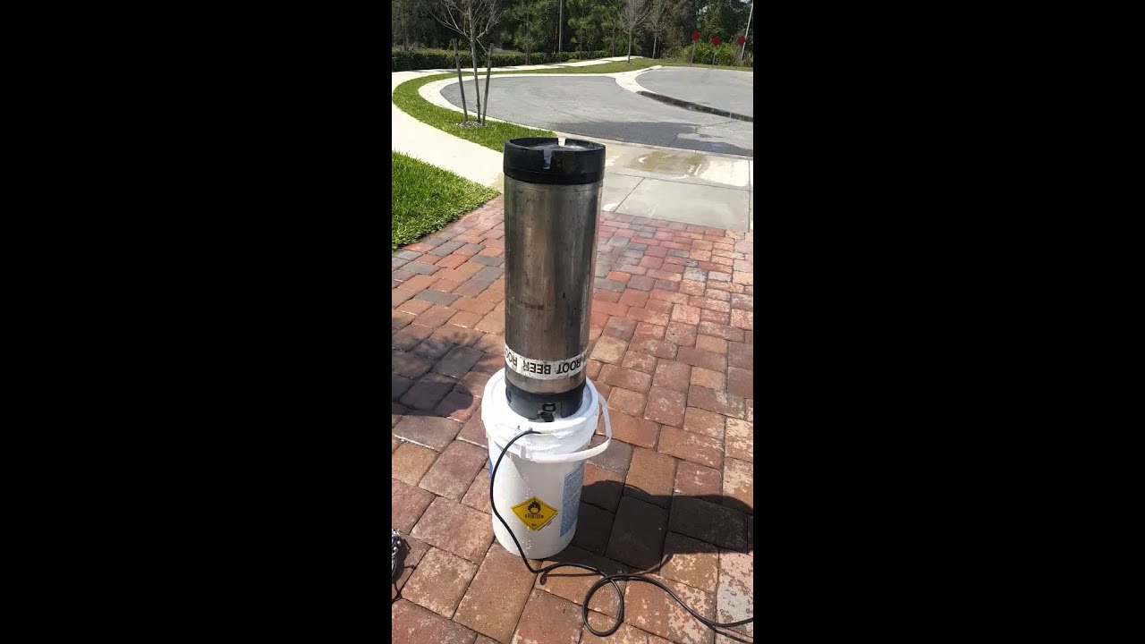 Kegs cleaning machine! YouTube