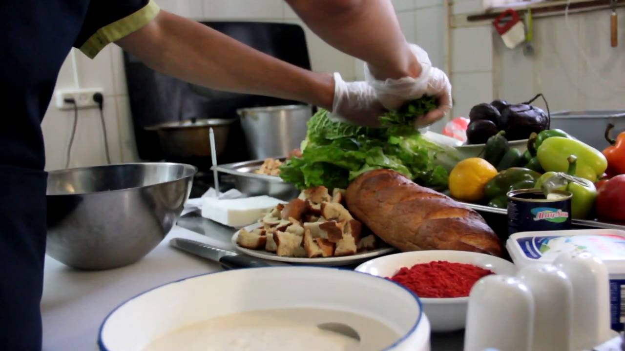 Кафе "Евразия" Цезарь - YouTube