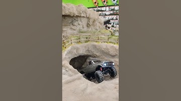 Modded SCX24 C10 at the LHS crawler course 😎🔥#axial #scx24 #c10 #rc #rccars #crawler #shorts