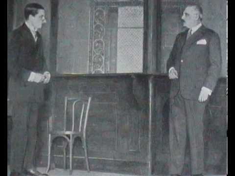 "La banque NEMO" Louis Verneuil ( 1932 ) thtre