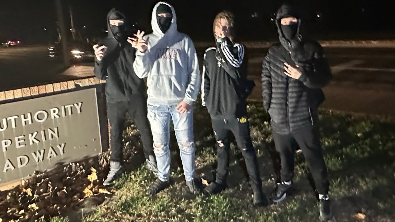 meet-btd-one-of-the-most-dangerous-hoods-in-pekin-illinois-youtube