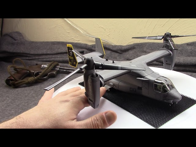 Bell-Boeing MV-22B Osprey Helicopter-Plane Type Thingy (Air Force