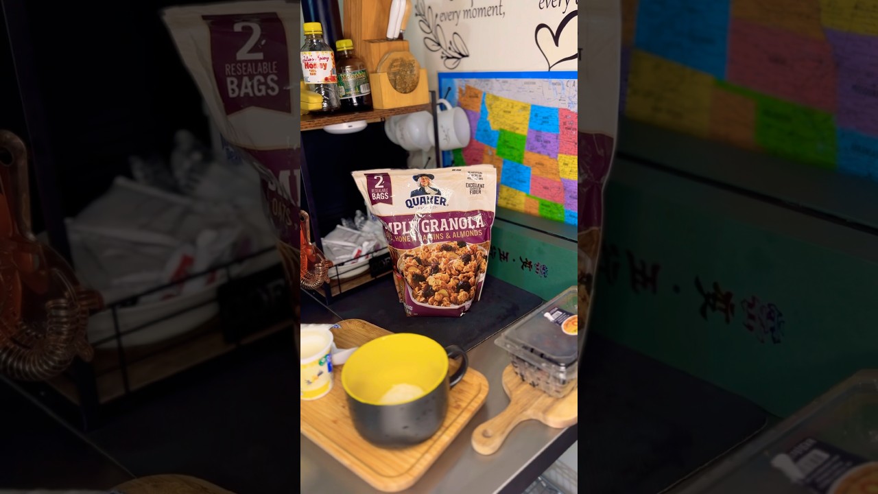 Granola and oats prep at the tea bar #kellysasmr #food