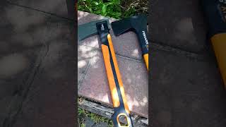 Very sharp and high-quality axes NEO and FISKARS X7