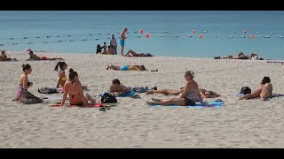 Corniche Beach,  Abu Dhabi. شاطئ الكورنيش