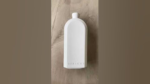 Glass Bottle Design of a Swiss Gin #deuxfrères #gin #glass #bottleart #design #swiss #switzerland