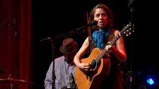 Ani DiFranco - Play God (eTown webisode #1191)