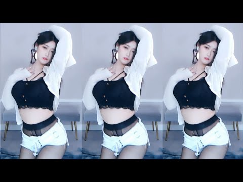 Sexy dance of Asian girl