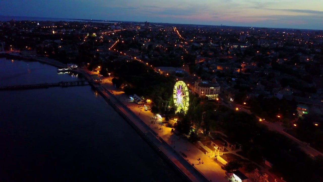 Евпатория набережная вечером