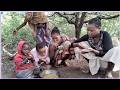 Hadzabe Traditional Village Cooking 🔥 Kids Enjoy Delicious Food 😋 Simple Village Life#food #viral