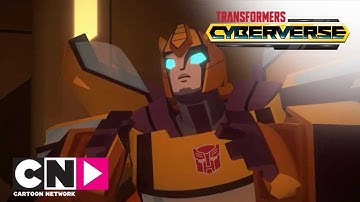 Transformers Cyberverse | Escape Plan | Cartoon Network Africa