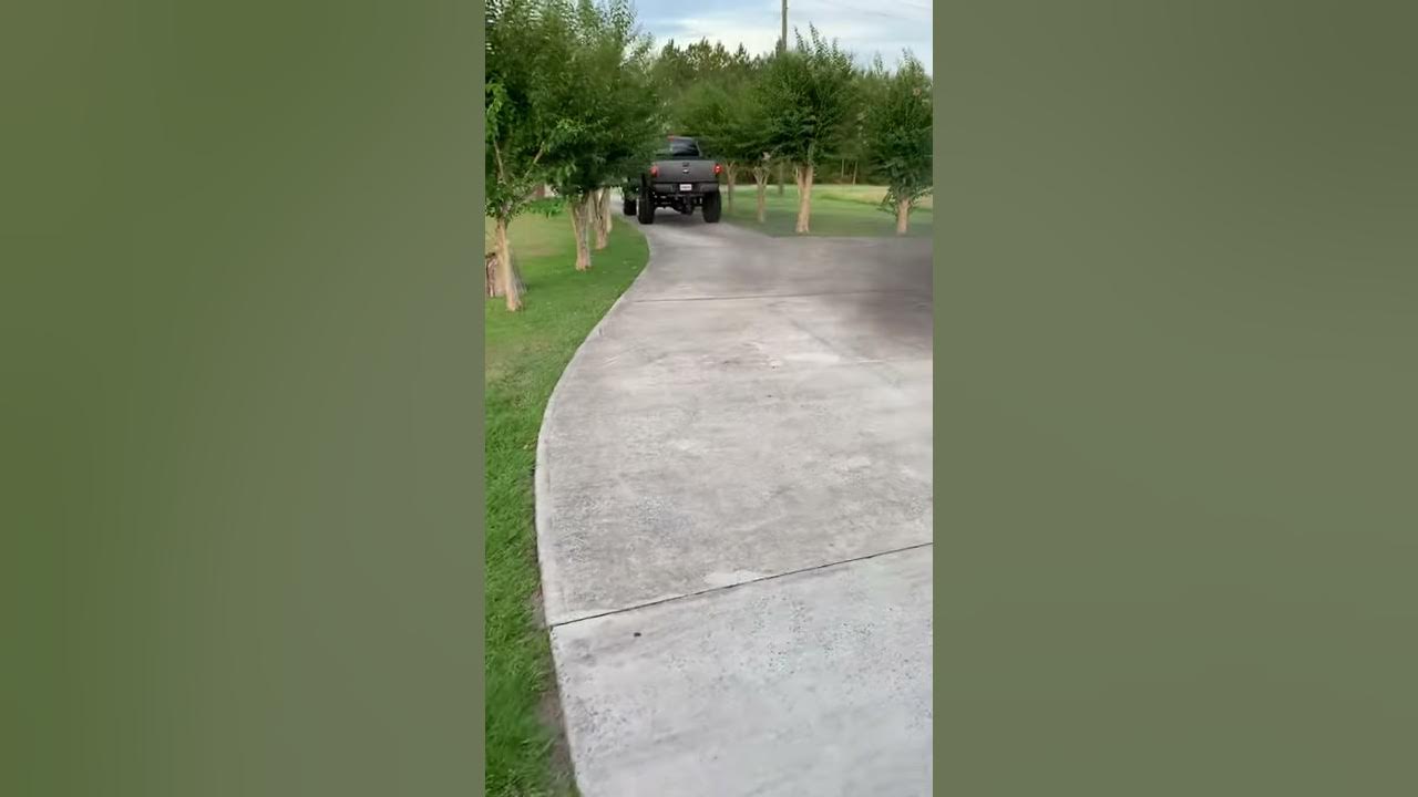 6 0 powerstroke rolling coal with innovative tunes youtube