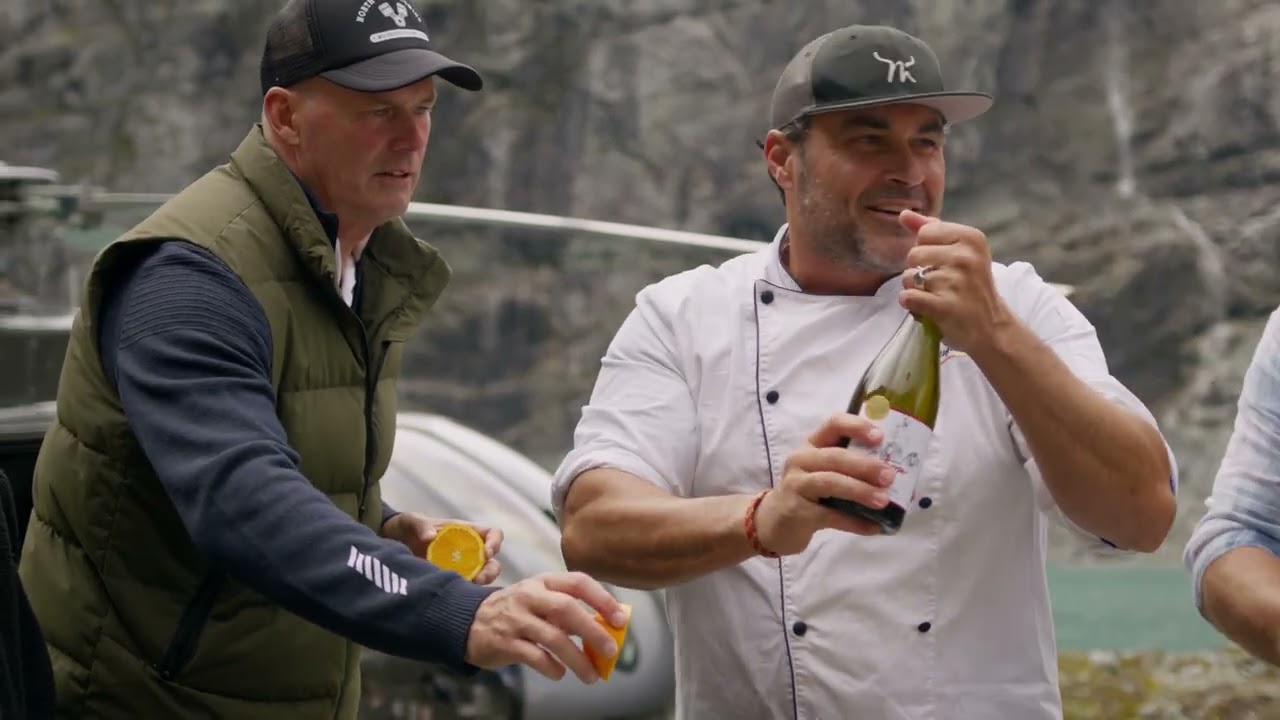 Miguel Cooking Lesson: New Zealand Green Shell Mussels