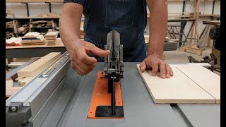 Porque carpinteros quitan guarda protectora del disco a sierra de mesa