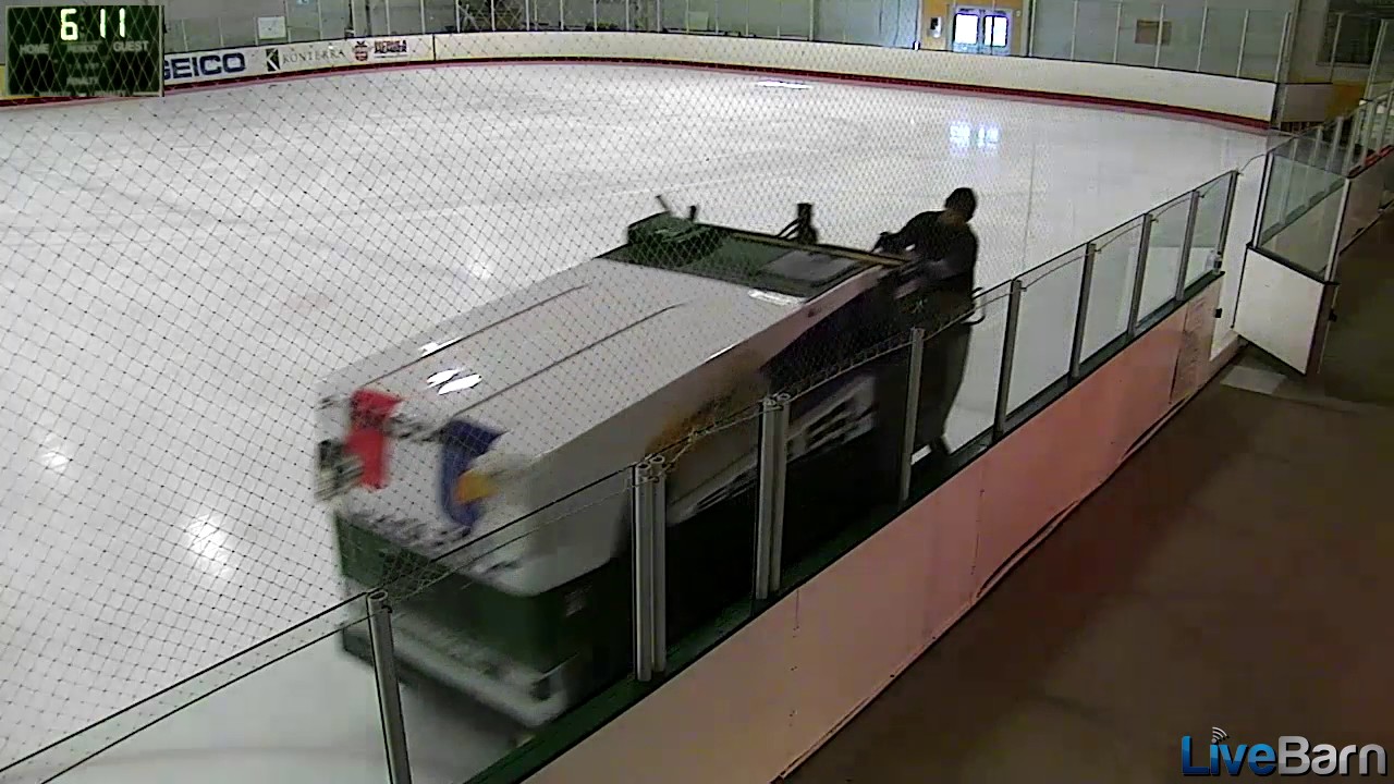 The Gardens Ice House Resor Rink 2017 04 18T175950