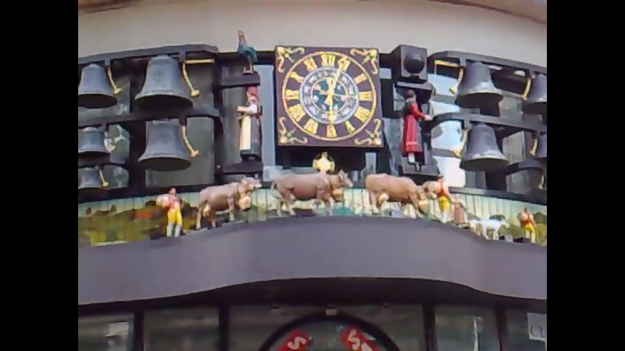 Another video of my Swiss glockenspiel on the Swiss centre