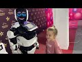 Фестиваль РОБОТОВ! Ангелина зависла в ВЕРТУАЛЬНОЙ реальности! Robot festival!