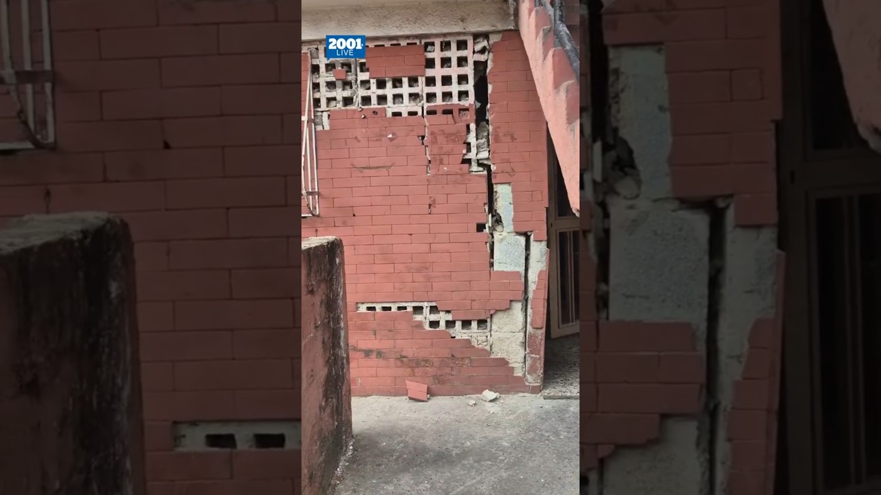 Edificio en Catia está apunto de colapsar: habitantes desalojan ante alto riesgo
