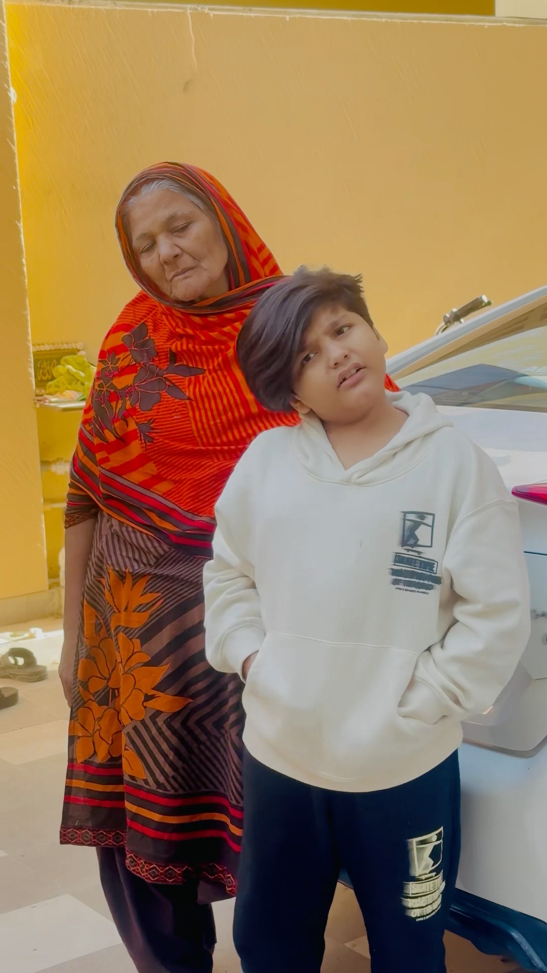 Ghntoo lag jaty ha ak video bnany ma? #viralvideo #trending #chotaalivlogs