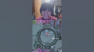 r-32?!?! #apexlegends #apex #gaming #funny #twitch #zinixer